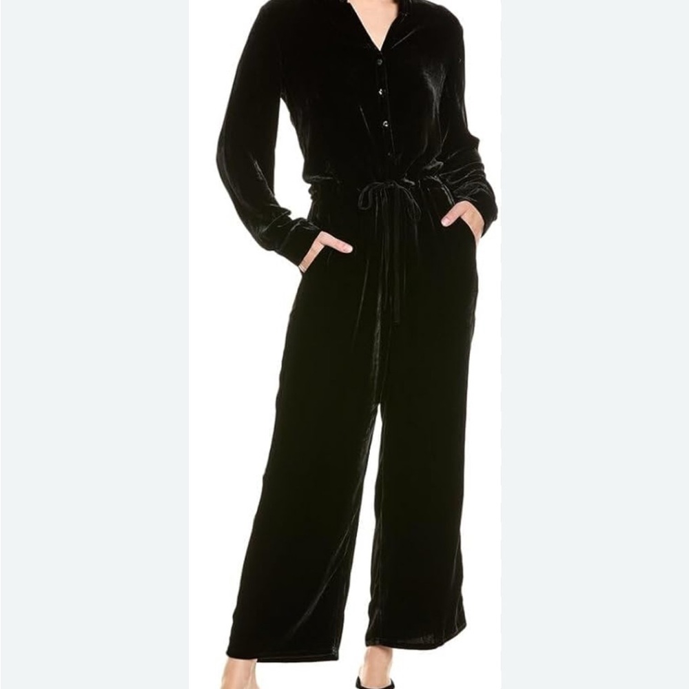Eileen Fisher black size medium Cropped Straight-Leg Velvet Jumpsuit